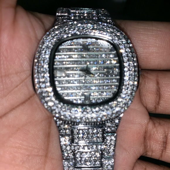 Watch - Picture 3 of 5